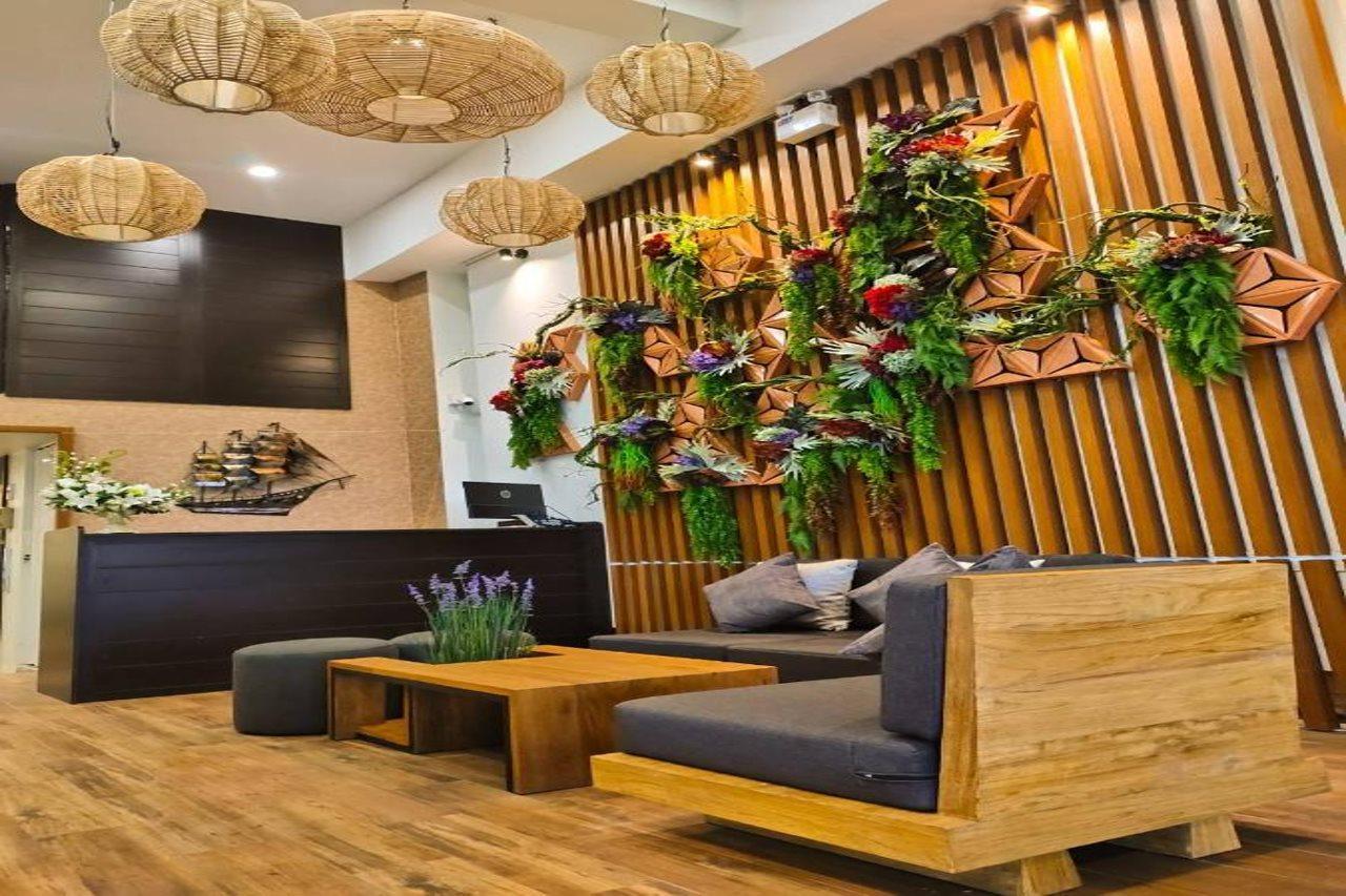 Bedever Boutique Bangkok Hotel - Bts Phra Khanong Exterior photo