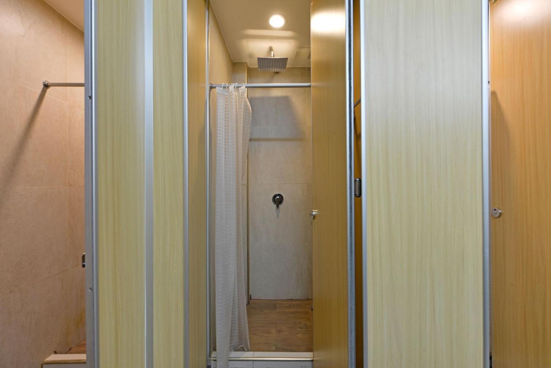 Bedever Boutique Bangkok Hotel - Bts Phra Khanong Exterior photo